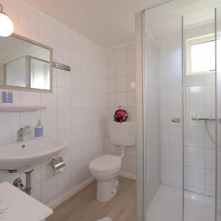 Schwedenhaus In Der Hotelanlage Tarnewitzer Hof 펜션 볼텐하겐