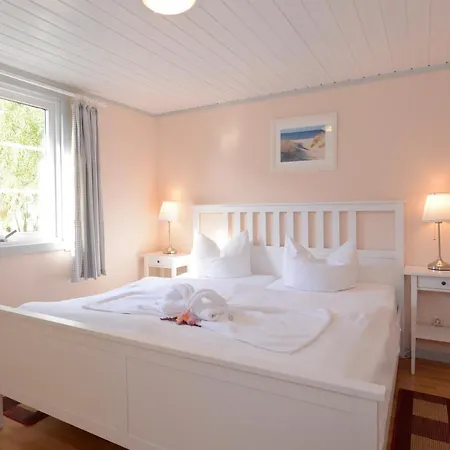 Ferienhaus Schwedenhaus In Der Hotelanlage Tarnewitzer Hof